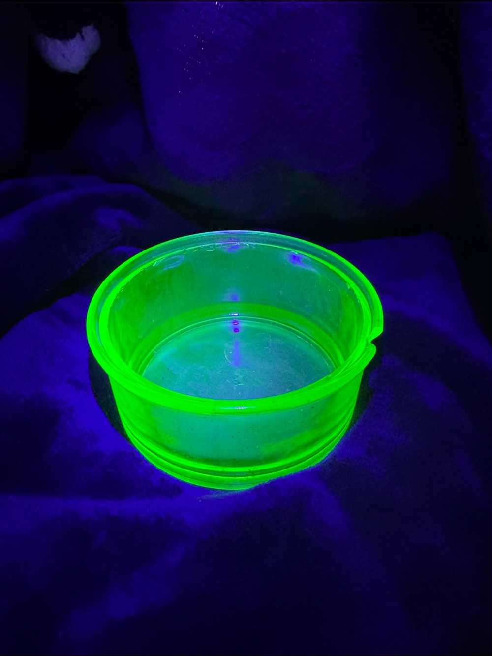 Hazel Atlas uranium bowl